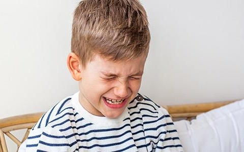 Σύνδρομα χρόνιου πόνου: Πώς αντιμετωπίζονται στην παιδική ηλικία